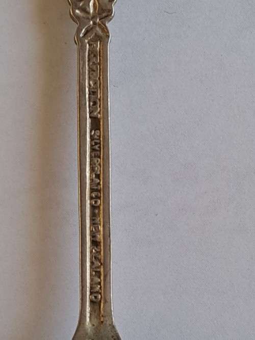 Vintage souvenir spoon -Hamilton N.Z Waikato River -  Perfection silver plated  - New Zealand
