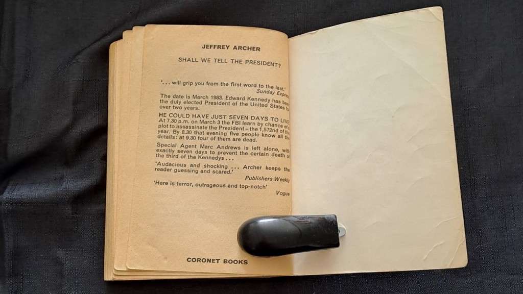 Jeffrey Archer - Kane and Abel  - paperback/softcover - pages 557