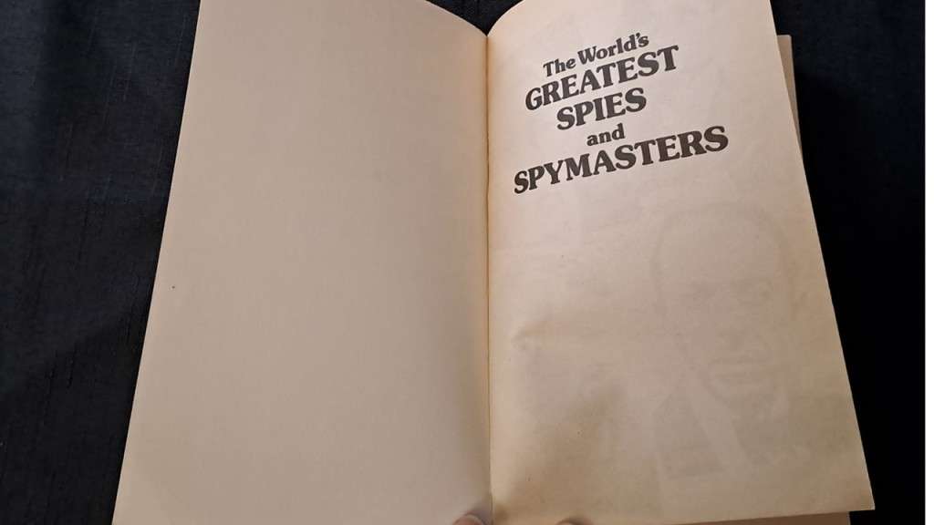 Roger Boar + Nigel Blundell  - The world`s greatest spies & spymasters  - paperback/softcover