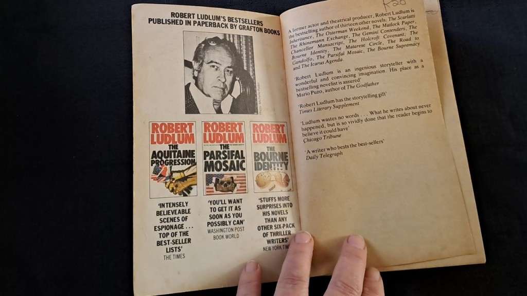 Robert Ludlum  - The Aquitaine progression - paperback/softcover - pages 847