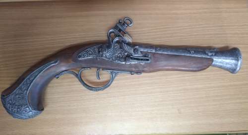 Flintlock Non-Firing Pistol Replica