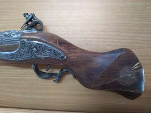 Flintlock Non-Firing Pistol Replica