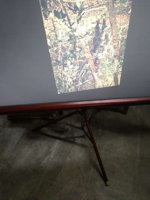 Hanimex La Ronde 35mm Slide Projector + Tripod Projection Screen