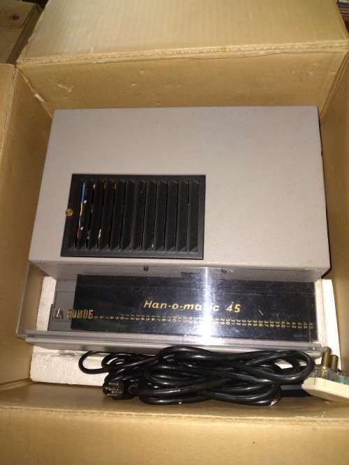 Hanimex La Ronde 35mm Slide Projector + Tripod Projection Screen