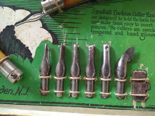 2-in-1 Linoleum Cutters Set: Speedball Assortment No.2 + William Mitchell`s Set (QC1066)