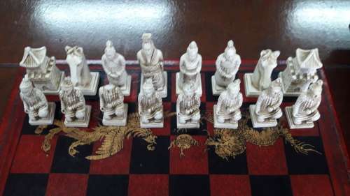 Vintage Chinese Chess Set