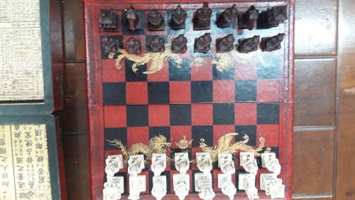 Vintage Chinese Chess Set