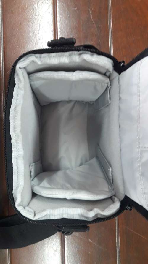 Lowepro Adventura SH140 Bag (QC0351)