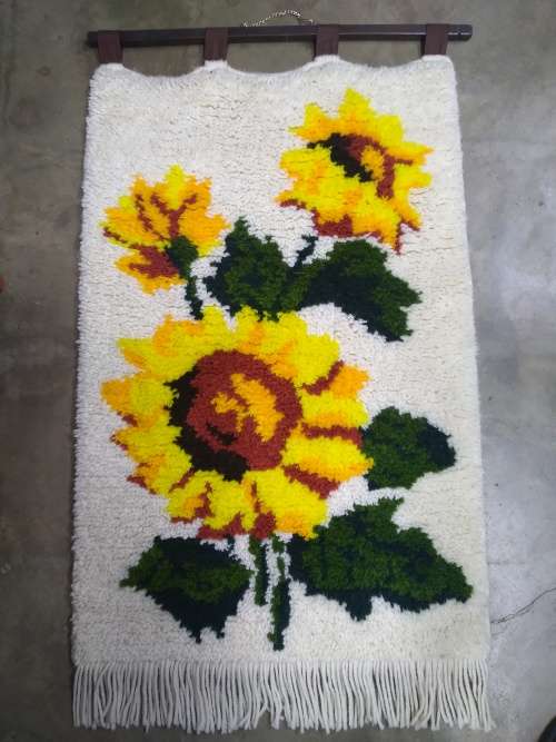 Hanging Tapestry Rug - Sunflower