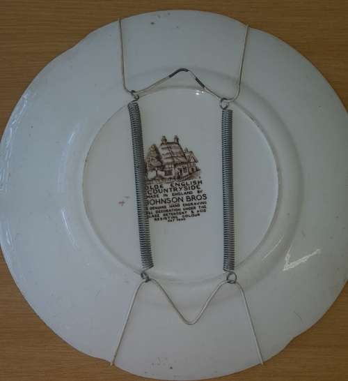 Johnson Bro`s Olde English Countryside Porcelian Plates