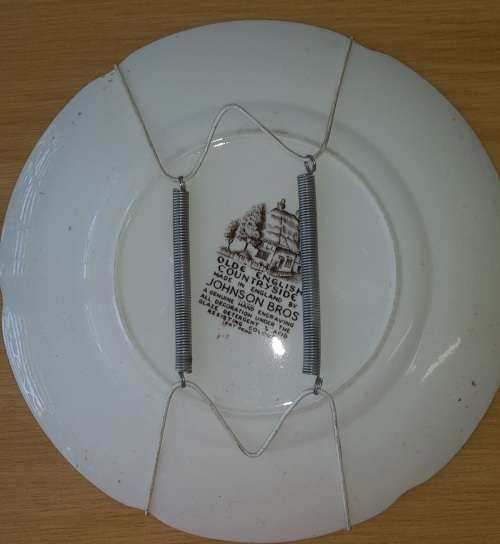 Johnson Bro`s Olde English Countryside Porcelian Plates