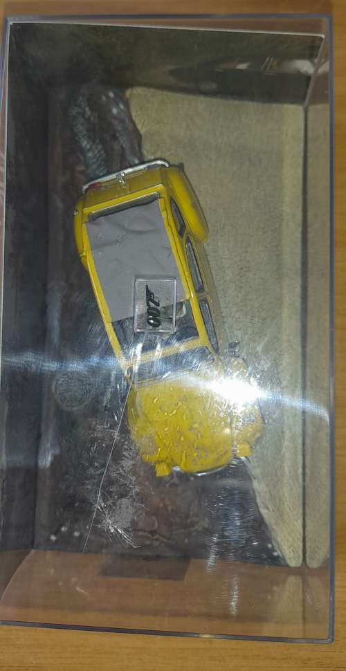 James Bond 007 Citroen 2 Cv Model Car (QC0223)