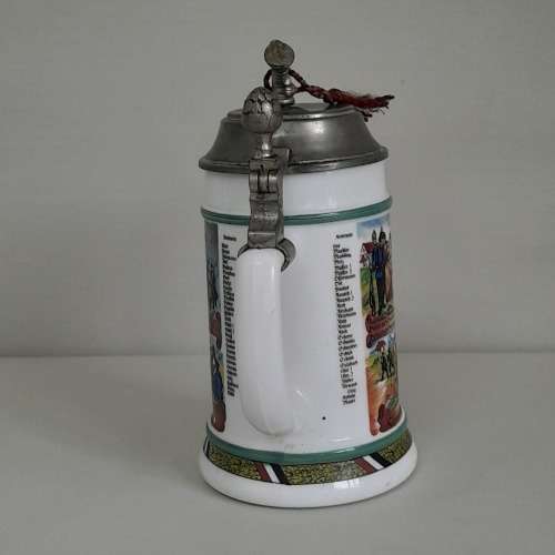 Rein-Zinn Musical BMF Stein White Milk Glass