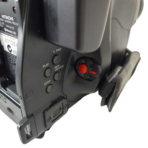 Hitachi VM-E340E 8mm Video Camera (QC0714)