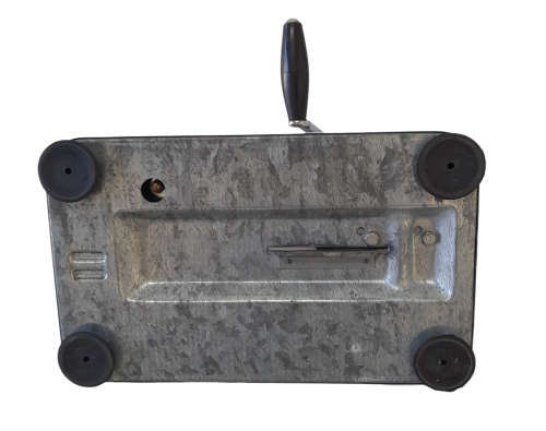 Vintage Pineware Bread / Polony Slicer (QC1197)