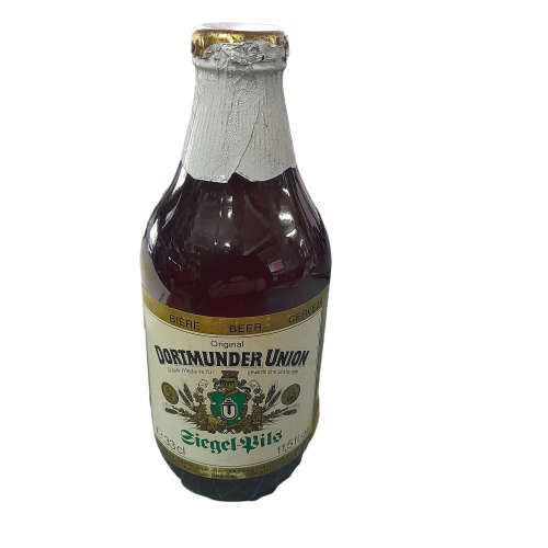 Vintage Sealed Siegel-Pils Beer (NOT FOR CONSUMPTION)