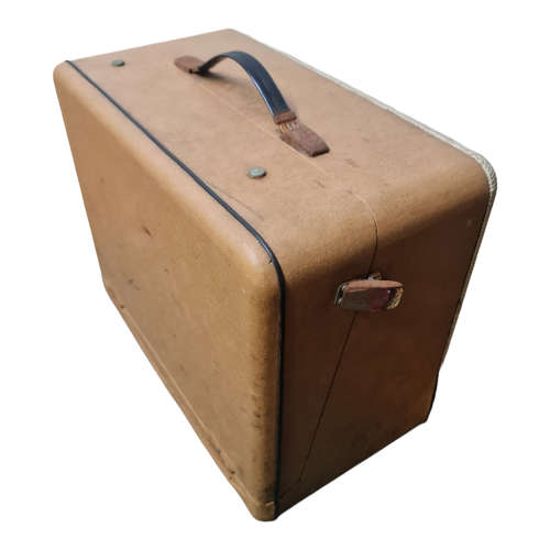 SILMA 240S 8mm Cine Film Projector & Speaker in Hard Carrying Case