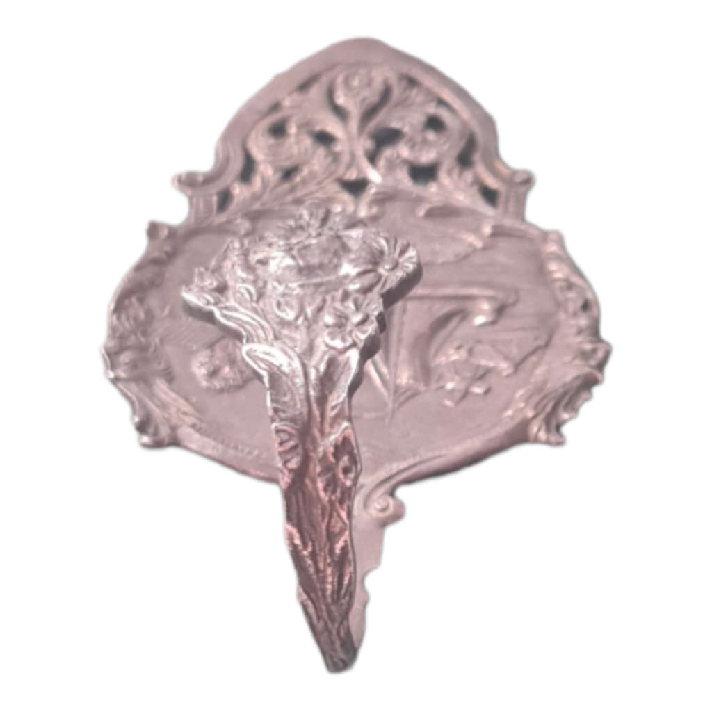 Pie server with bended handle