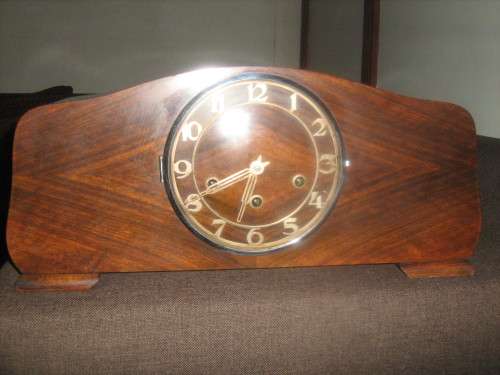 antique mantle clock 3 wind points original key