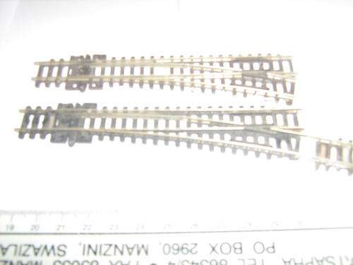 2 std R n gauge turnouts (bits solder to remove)