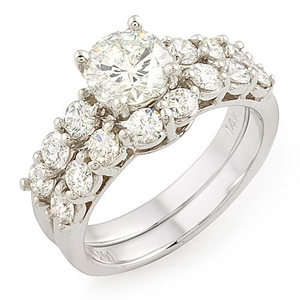 2.46ct Ladies Diamond Wedding Ring Set.