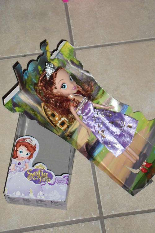 BRAND NEW DISNEYS SOFIA THE FIRST TOY DOLL
