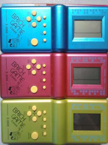 9999 BRICK GAME TETRIS AND OTHER GAMES