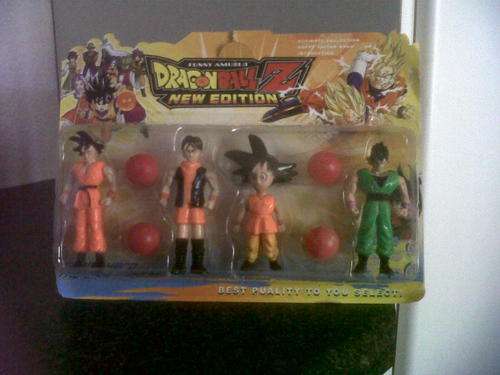 BRAND NEW DRAGONBALL Z TOY ACTION FIGURES pack of 4 figures and 4 dragonballz