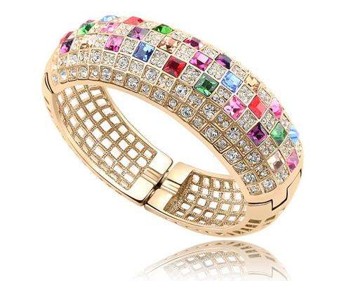 Luxurious Crystal Bangles Make with Swarovski Elements , Rhinestone18K Gold Plated