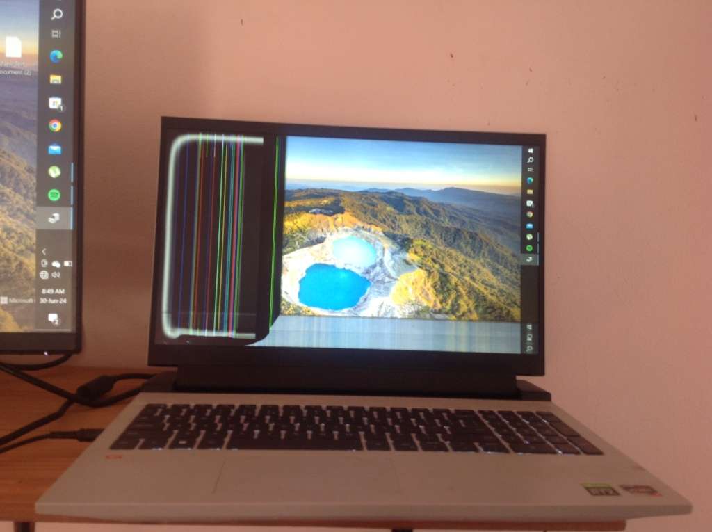 2022  Dell G15 5525 Gaming Laptop