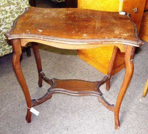 WALNUT OCCASIONAL TABLE