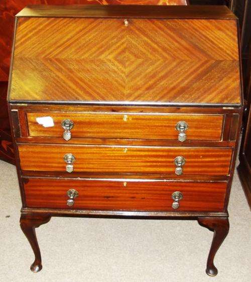 1920's ENGLISH MAHOGANY WRITING BUREAU (3C27)