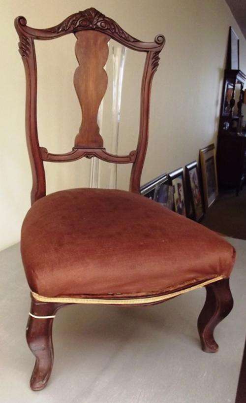 ORIGINAL VICTORIAN NURSING CHAIR (A1186)