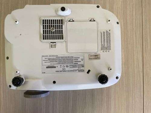 Epson Projector (EMP-TW600)