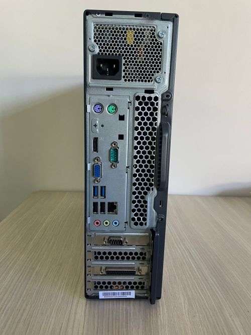 Lenovo ThinkCentre M71e (i3 4th gen) READ Description!