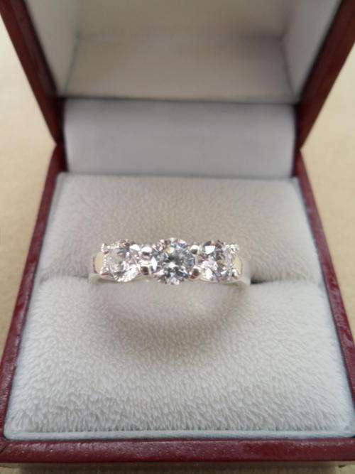 BEAUTIFUL ENGAGEMENT STYLE RING IN 925 SILVER WITH CZ.