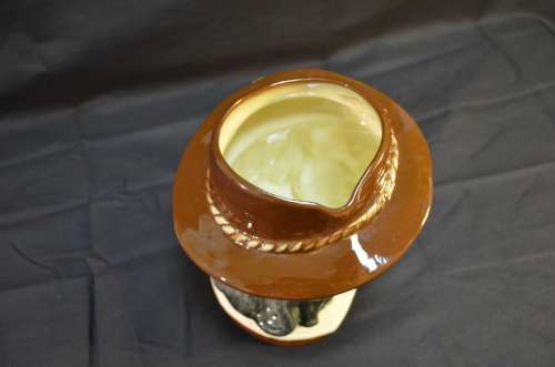 ROYAL DOULTON CHARACTER JUG - LARGE - IZAAK WALTON D6404