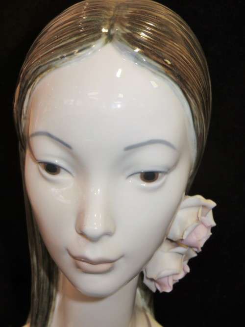 Exquisite Lladro piece: "Maja Head" Ref 4668