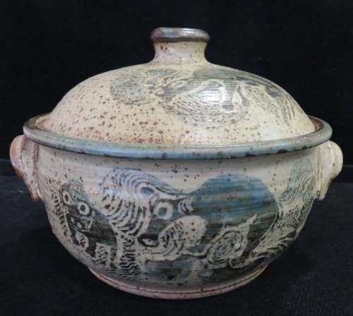 Rorke's Drift Pottery - Joel Sibisi - lidded casserole dish