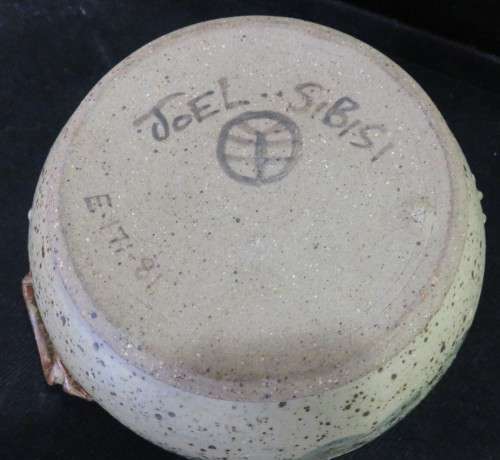 Rorke's Drift Pottery - Joel Sibisi - lidded casserole dish