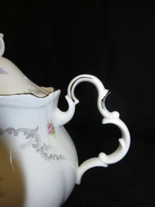 Royal Albert Teapot - Tranquility pattern