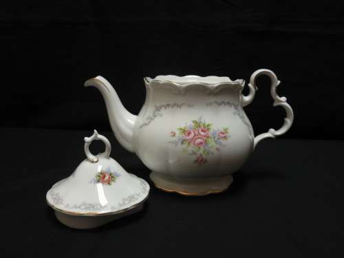 Royal Albert Teapot - Tranquility pattern