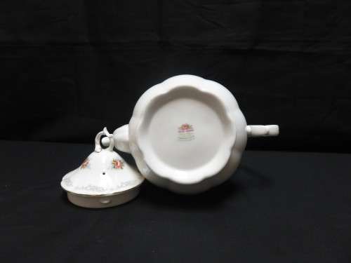 Royal Albert Teapot - Tranquility pattern