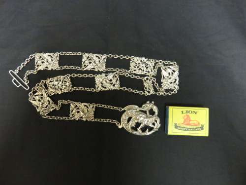 Silver (800) Dragon chain-link belt