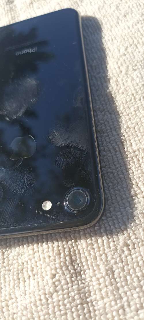 iPhone 7 - Jet Black - 128GB - Very Good Condition - Please Read