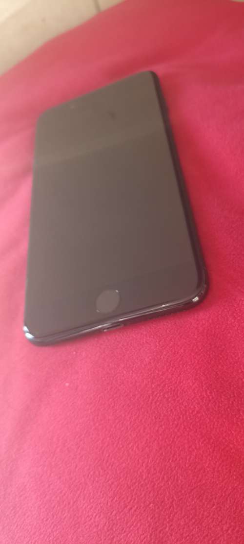 iPhone 7 Plus - Jet Black - 256GB - Excellent Condition