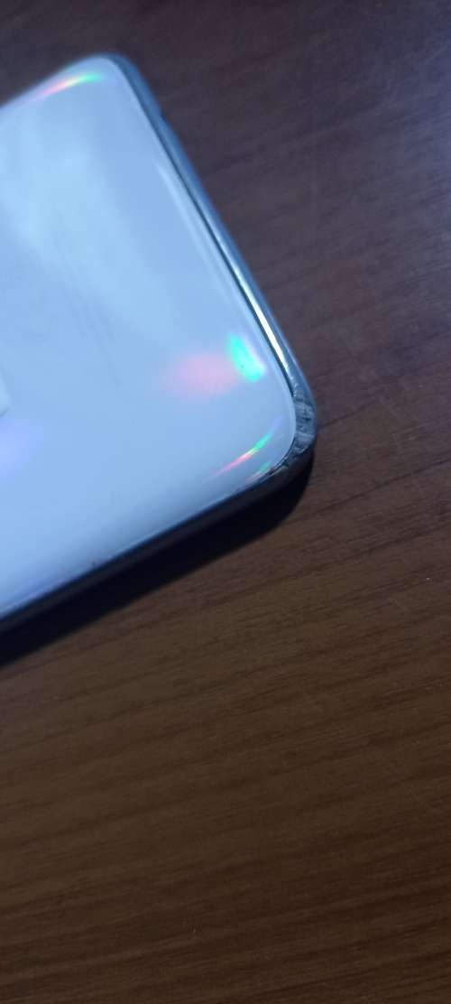 Samsung Galaxy A70 - 128GB - White - Good Condition - Please Read