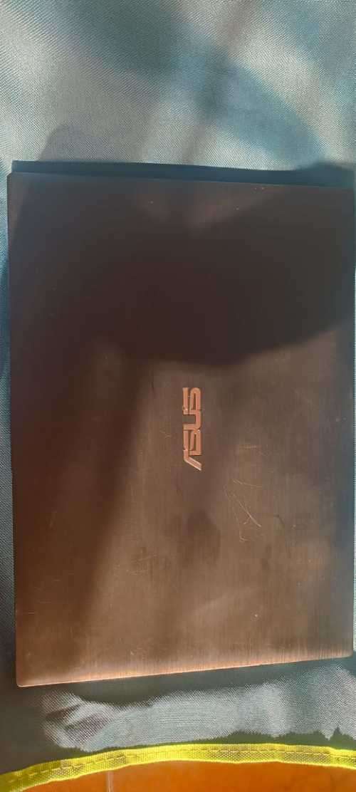 Asus - Pro - i5 4th Gen - 8GB Ram - 256SSD - Very Good Condition