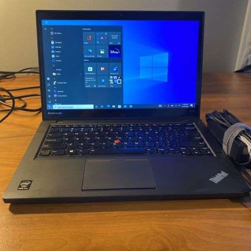 Lenovo - T440s - i7 4th Gen - 12GB Ram - 256SSD - Touch Screen - Two Batteries - Excellent Condition