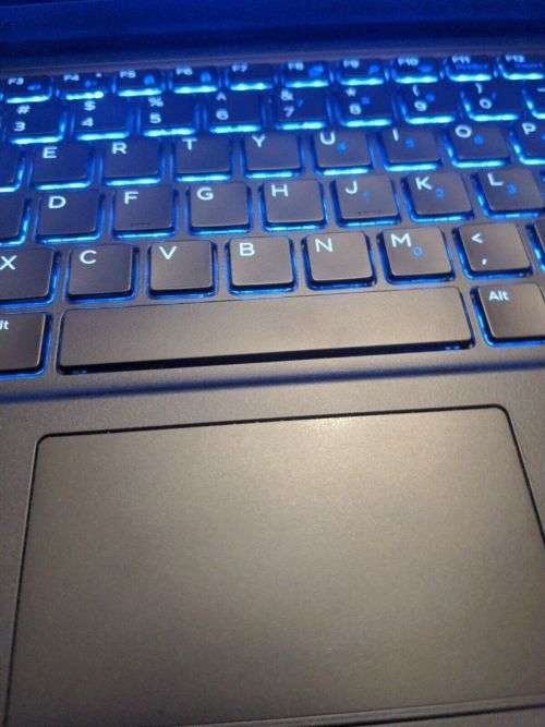 Dell Latitude - 7390 - 2 in 1 - Touch Screen - i5 8th Gen - 8GB Ram - 128SSD - Excellent Condition